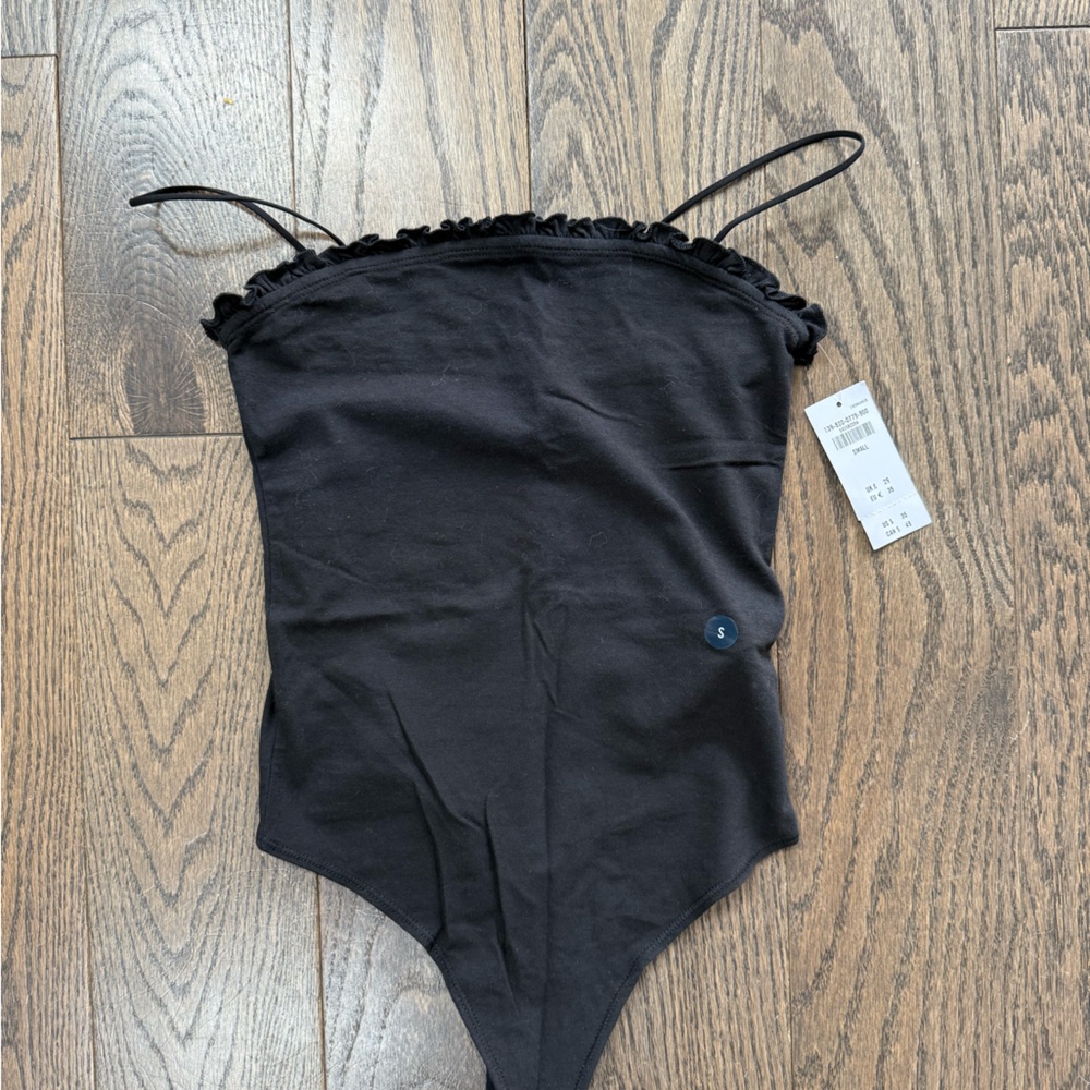 ABERCROMBIE AND FITCH black bodysuit tank